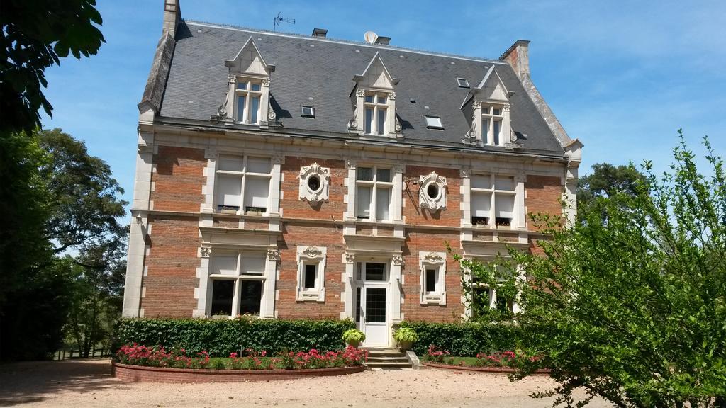 Chambres D'Hotes Du Haras De Coddes Cercy-la-Tour Dış mekan fotoğraf