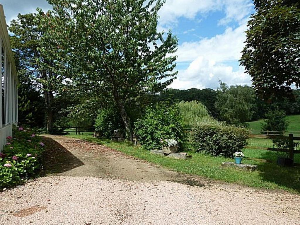 Chambres D'Hotes Du Haras De Coddes Cercy-la-Tour Dış mekan fotoğraf